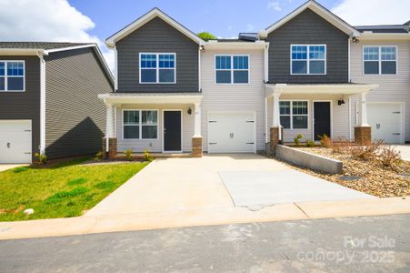 New construction Townhouse house 45 Cain Hollow Wy, Asheville, NC 28806 plan Clement - image
