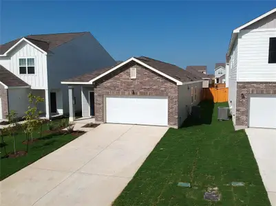 New construction Single-Family house 117 Sudden Impact Dr, Jarrell, TX 76537 Athena- photo 10 10