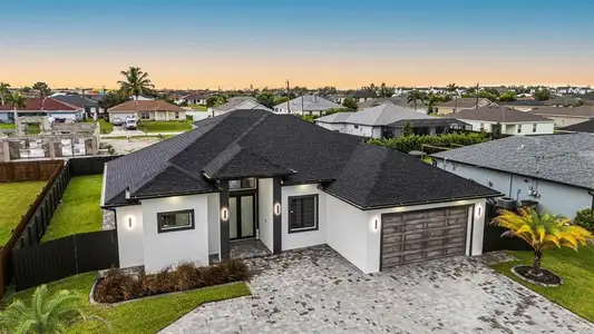 New construction Single-Family house 1112 Embers Pkwy W, Cape Coral, FL 33993 - image