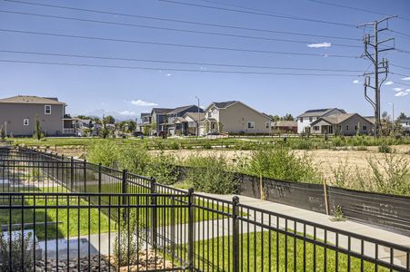 New construction Townhouse house 2729 Bear Springs Cir, Longmont, CO 80501 Terrain- photo 3 3