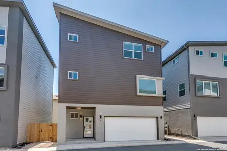 New construction Single-Family house 1618 W Lawndale Dr, San Antonio, TX 78209 null- photo 0