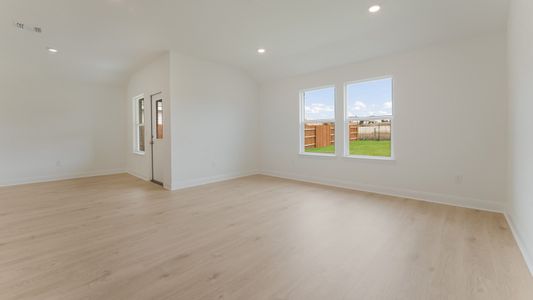 New construction Single-Family house 2108 Ridge Runner Dr, Georgetown, TX 78628 null- photo 31 31