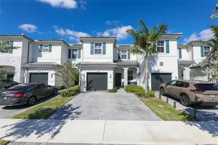 New construction Townhouse house 11887 Nw 46Th St, Unit 0, Coral Springs, FL 33076 - image