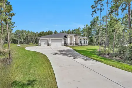 New construction Single-Family house 27900 E Stallion Ln, Waller, TX 77484 - image