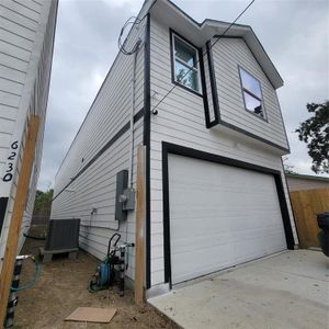 New construction Single-Family house 6232 Nuben Street, Houston, TX 77091 - photo 0