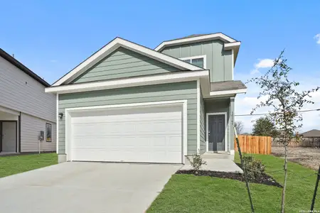 New construction Single-Family house 10143 Bixbite Trl, San Antonio, TX 78245 plan The Queensland - image