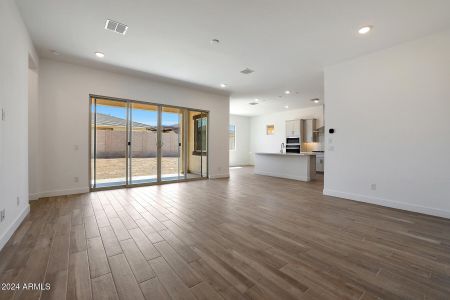 New construction Single-Family house 44623 N 44Th Dr, Phoenix, AZ 85087 null- photo 4 4