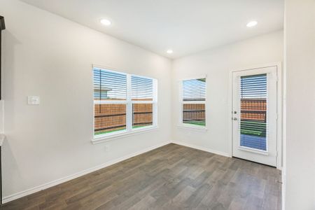 New construction Single-Family house 3904 Hometown Blvd, Heartland, TX 75126 plan Lockhart - image 15