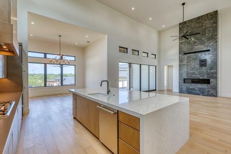 New construction Single-Family house 549 Mayapple Dr, Horseshoe Bay, TX 78657 - image 15