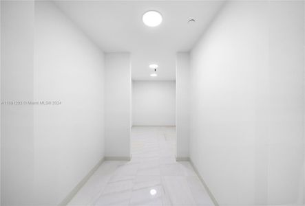 New construction Condo/Apt house 300 Biscayne Blvd Way, Unit 4802, Miami, FL 33131 - photo 32 32