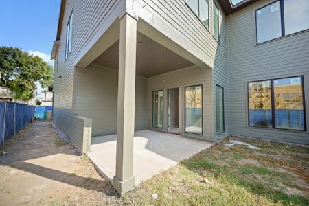 New construction Single-Family house 726 E 7Th St, Houston, TX 77007 - image 10