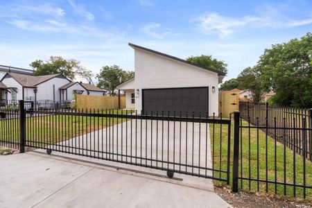 New construction Single-Family house 911 18Th St, Dallas, TX 75216 - image
