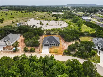 New construction Single-Family house 5405 Stonegate Cir, Granbury, TX 76048 - image