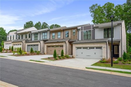 New construction Townhouse house 5015 Renvyle Dr, Atlanta, GA 30339 Darby- photo 0 0