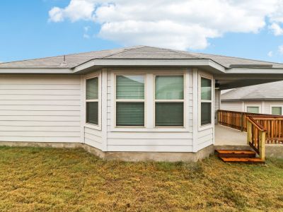 New construction Single-Family house 102 Short Toed Swoop, Cedar Creek, TX 78612 null- photo 44 44