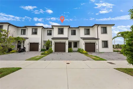 New construction Townhouse house 19114 Sw 345Th Ter, Unit 19114, Florida City, FL 33034 - image