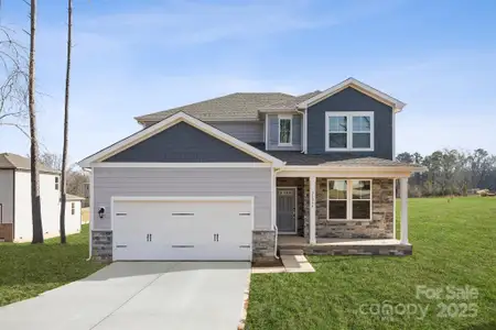 New construction Single-Family house 21064 Running Creek Dr, Locust, NC 28097 plan Rainier - image