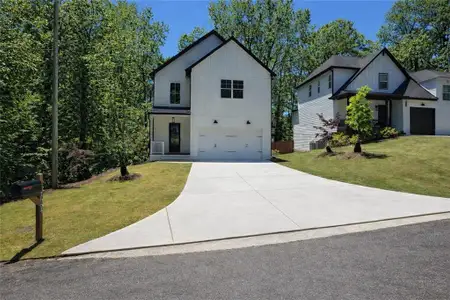 New construction Single-Family house 1664 Crestridge Dr Se, Marietta, GA 30067 - image