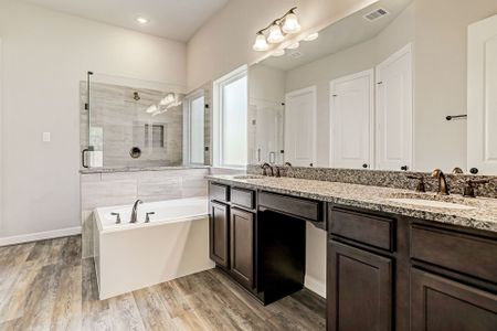 New construction Single-Family house 1606 Friendship Park Cir, Seabrook, TX 77586 plan El Jardin - image 12