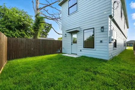 New construction Single-Family house 422 N 7Th Ave, La Porte, TX 77571 - image