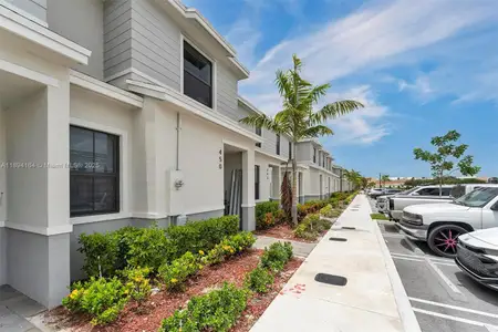 New construction Single-Family house 450 Ne 13Th St, Florida City, FL 33034 - image