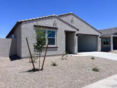 New construction Single-Family house 9540 W Gabby Rd, Tolleson, AZ 85353 plan Larkspur - image