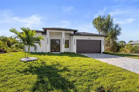 New construction Single-Family house 115 Baytree Dr, Rotonda West, FL 33947 - image