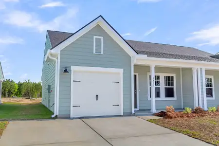 New construction Duplex house 5085 Blackberry Ln, Ravenel, SC 29470 - image