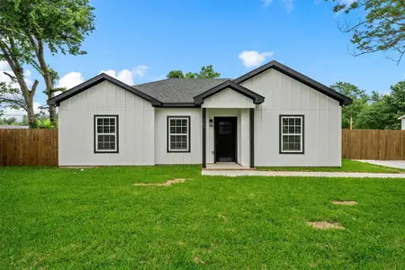 New construction Single-Family house 706 Dearborn St, Waco, TX 76704 - image