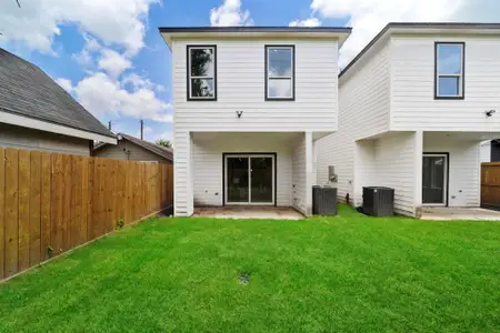 New construction Single-Family house 406 E 33Rd St, Houston, TX 77018 - image