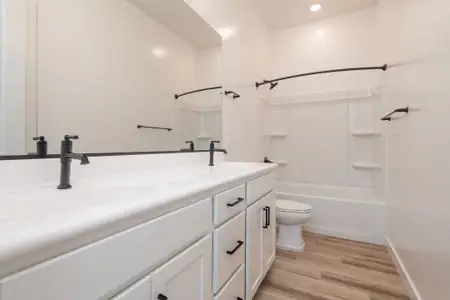 New construction Single-Family house 17638 W Highland Ave, Goodyear, AZ 85395 plan Parker Plan 5031 - image 17