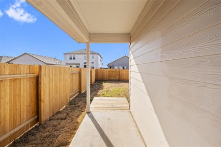 New construction Single-Family house 257 Ironshoe Trl, Liberty Hill, TX 78642 - photo 33 33