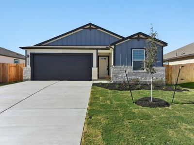 New construction Single-Family house 109 Honey Bee, Jarrell, TX 76537 plan The Gage (801) - image