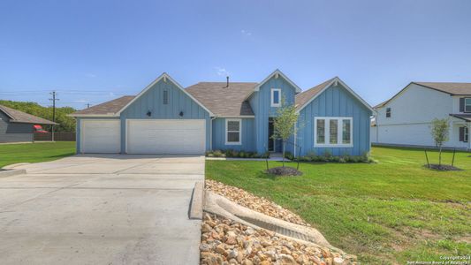 New construction Single-Family house 403 Konrad Creek Dr, Lockhart, TX 78644 Frisco - photo 32 32