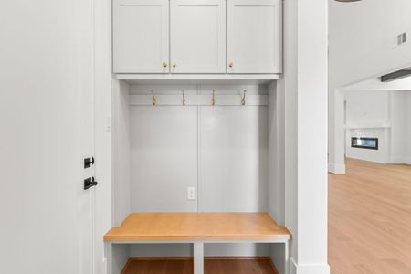 New construction Single-Family house 9350 Rosstown Wy, Houston, TX 77080 - image 14