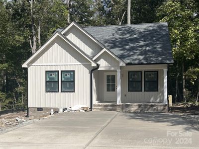 New construction Single-Family house 1774 Creekstone Court, Lincolnton, NC 28092 - photo 0