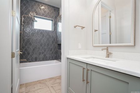 New construction Single-Family house 144 Wine Cup, Spring Branch, TX 78070 - image 6