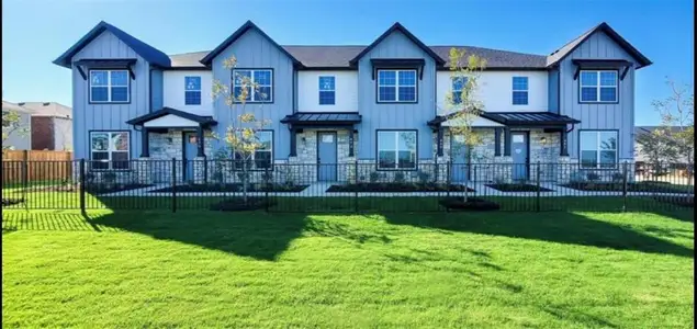 New construction Townhouse house 1658 Palladio Lp, Princeton, TX 75407 - image