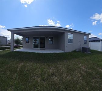 New construction Single-Family house 1141 Lakeshore Breeze Pl, Kissimmee, FL 34747 - image