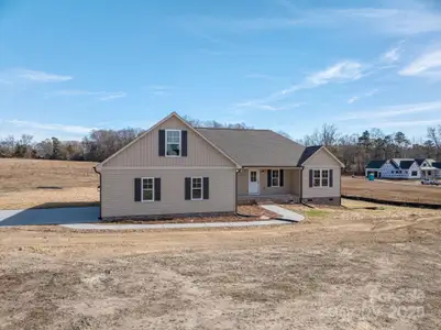 New construction Single-Family house 1156 Walker Branch Rd, Lincolnton, NC 28092 - image
