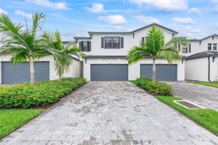 New construction Single-Family house 4965 Oakmont Dr, Dania Beach, FL 33312 - image