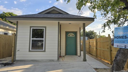 New construction Single-Family house 1530 Santiago St, San Antonio, TX 78207 null- photo 0 0