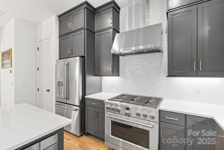 New construction Townhouse house 3026 Kalex Ct, Charlotte, NC 28204 - image 18