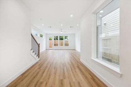 New construction Single-Family house 1214 Nadine St, Unit B, Houston, TX 77009 Briggs- photo 5 5