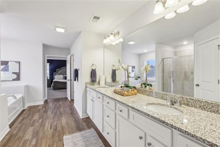 New construction Single-Family house 1352 Stephens View Dr, Loganville, GA 30052 - image 11