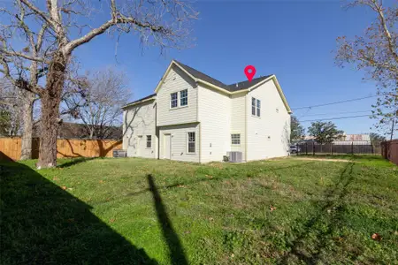 New construction Single-Family house 7754 Ave J, Houston, TX 77012 - image