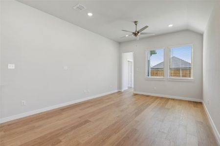 New construction Single-Family house 270 Bendecido Lp, Elgin, TX 78621 plan Cedar - Texas Tree Series - image 19