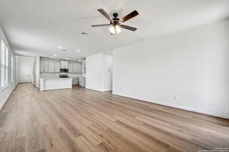 New construction Single-Family house 6014 Calgary Park, San Antonio, TX 78233 Pembrook- photo 19 19