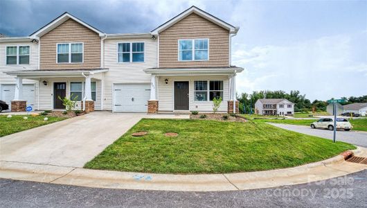 New construction Townhouse house 105 Clear Creek Ln, Waynesville, NC 28785 plan Clement - image