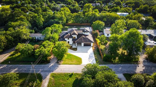 New construction Single-Family house 301 N Cougar Ave, Cedar Park, TX 78613 - image